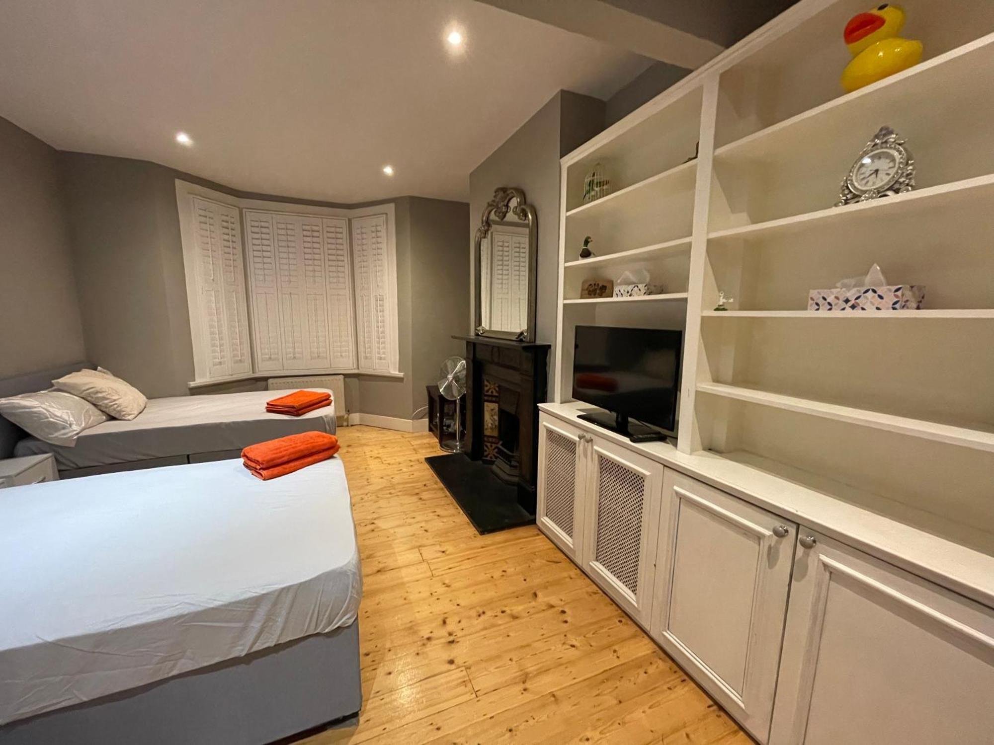 Home In Greenwich Near The O2 ลอนดอน ภายนอก รูปภาพ